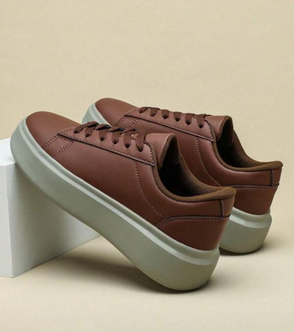Brown Classic Breathable Casual sneakers