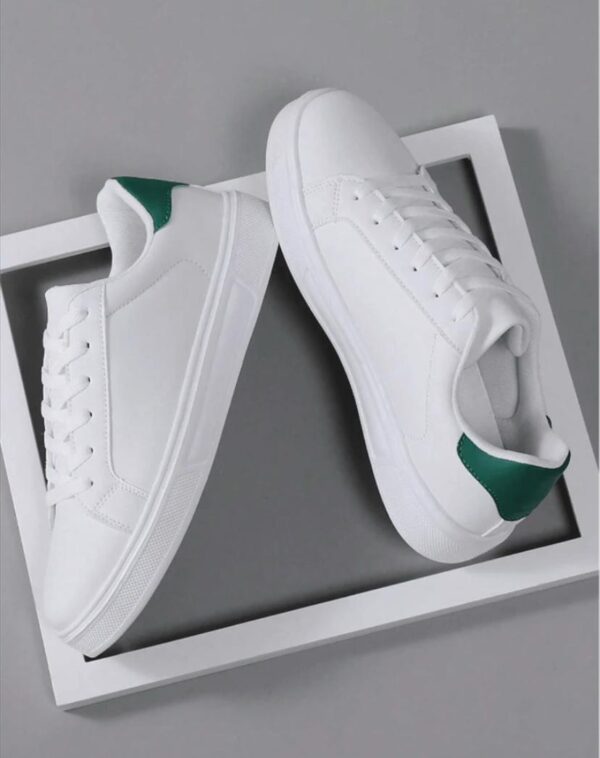 White Soft Fashionable sneakers