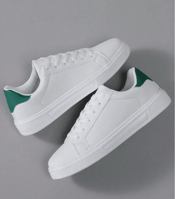 White Soft Fashionable sneakers