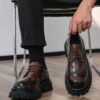 Brown Classic Retro Brogue Carved Men's Casual Leather Shoes