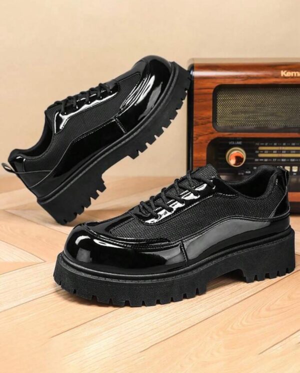 High quality glossy think leather formal shoe