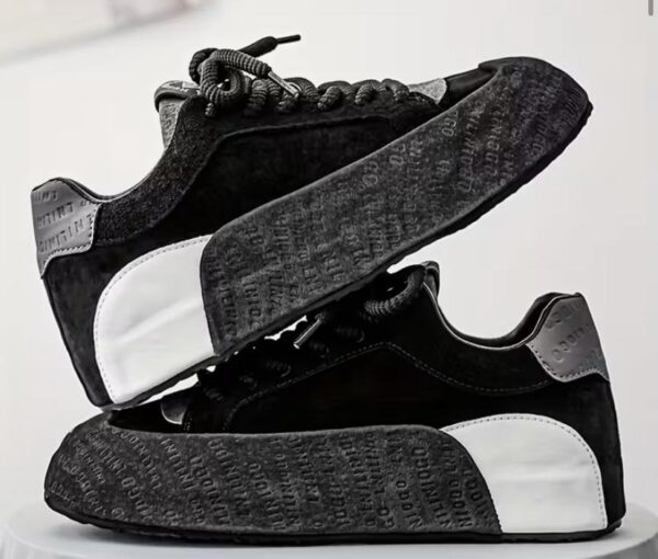 Black and White Cushion Sole sneakers