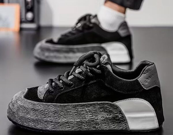 Black and White Cushion Sole sneakers