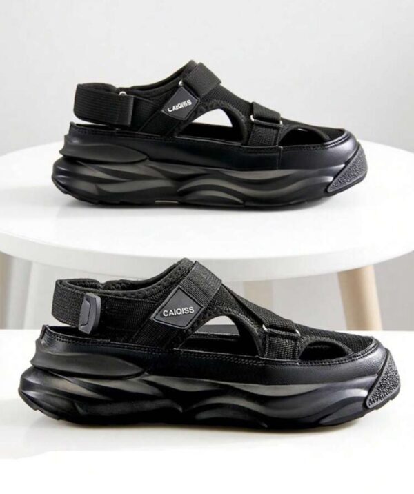 Black outdoor fashion slippers