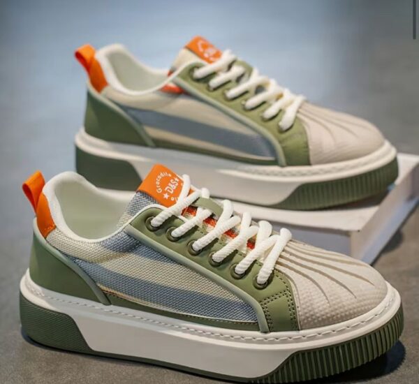 Breathable thick sole sneakers