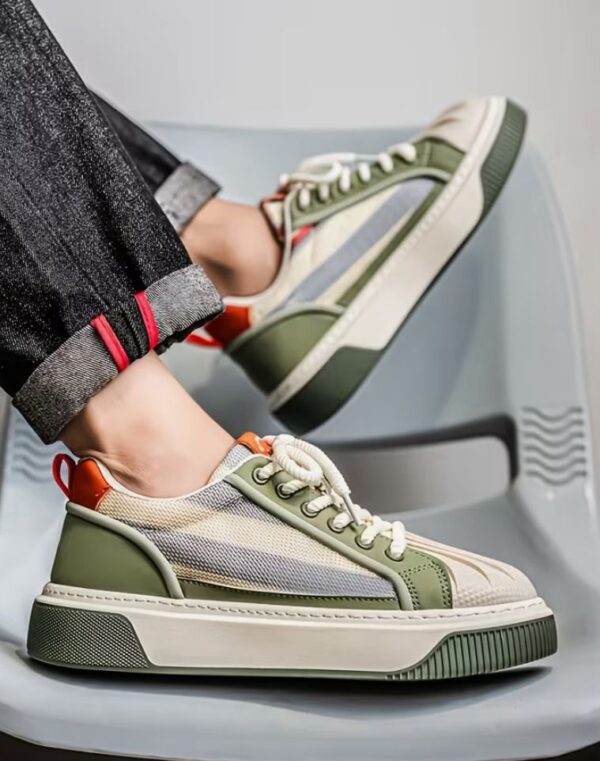 Breathable thick sole sneakers