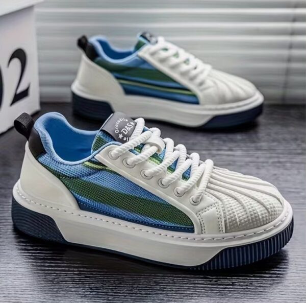 Breathable thick sole sneakers