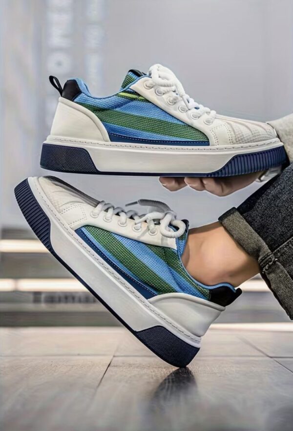 Breathable thick sole sneakers